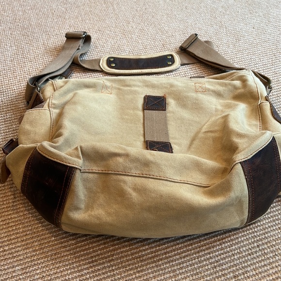 Gearonic Tan Canvas & Leather Messenger Bag - Picture 4 of 8